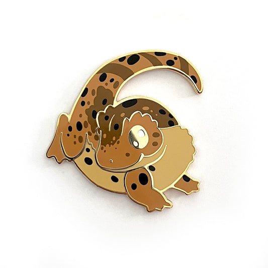 Dalmatian Crested Gecko Hard Enamel Pin