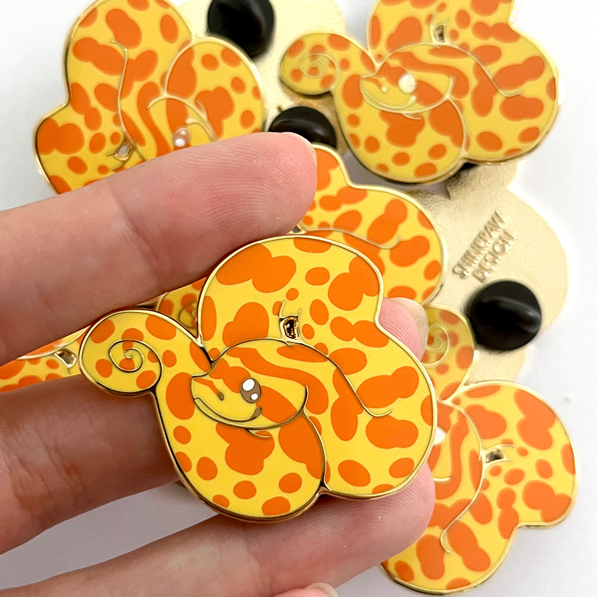 Hognose snake Hard Enamel Pin