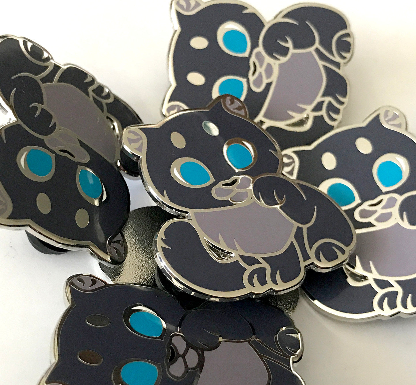 Black Panther Lucky Cat Enamel Pin - Normal